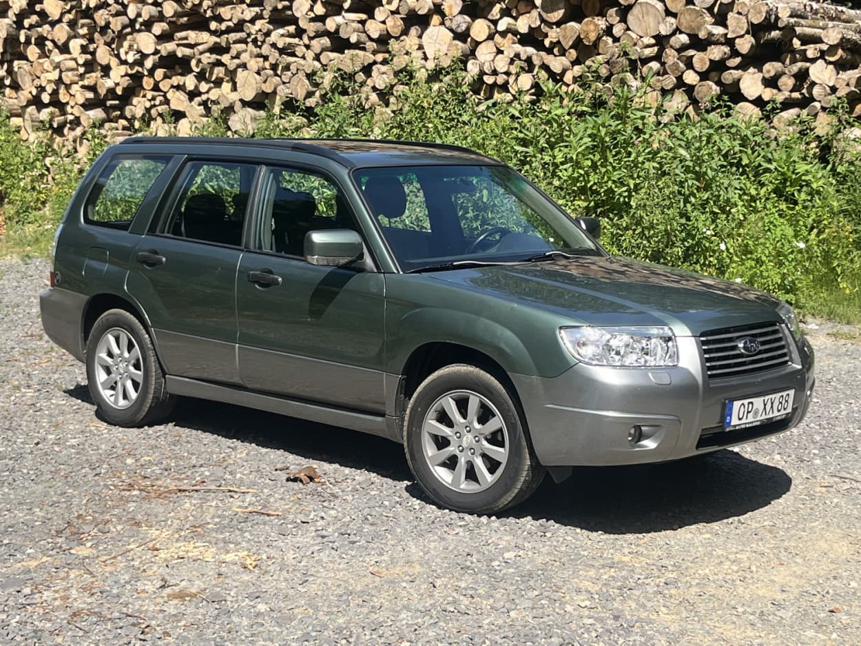 Bild vom Subaru Forester Grün